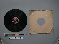 藏品(愛馬花嫁、曉に祈る唱片)的圖片